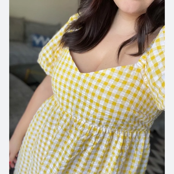 Old Navy Yellow Gingham Mini Dress - Picture 3 of 10